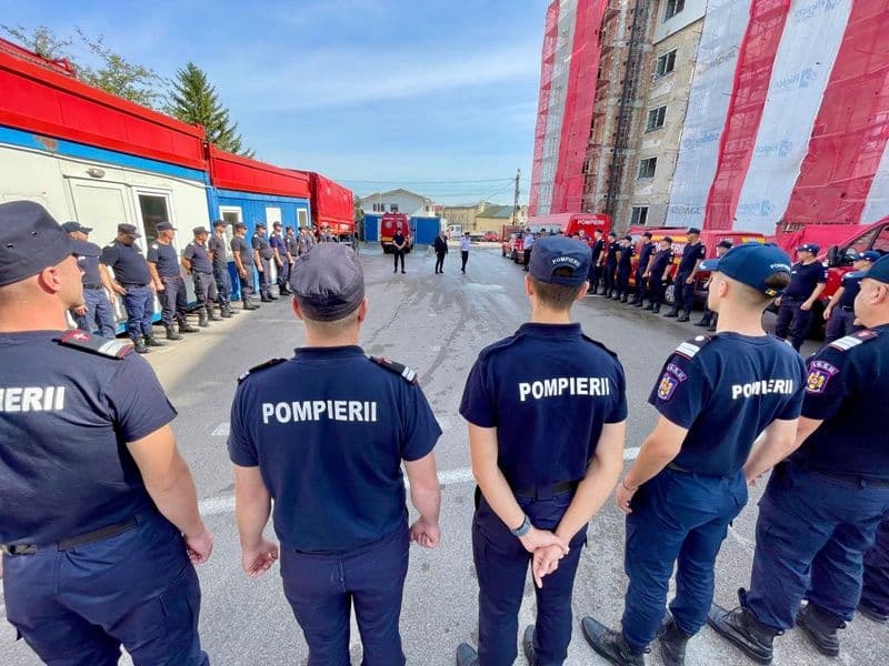 Echipa pompieri GL_003