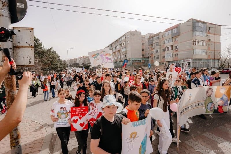 Marsul_pentru_viata_Dorohoi_03
