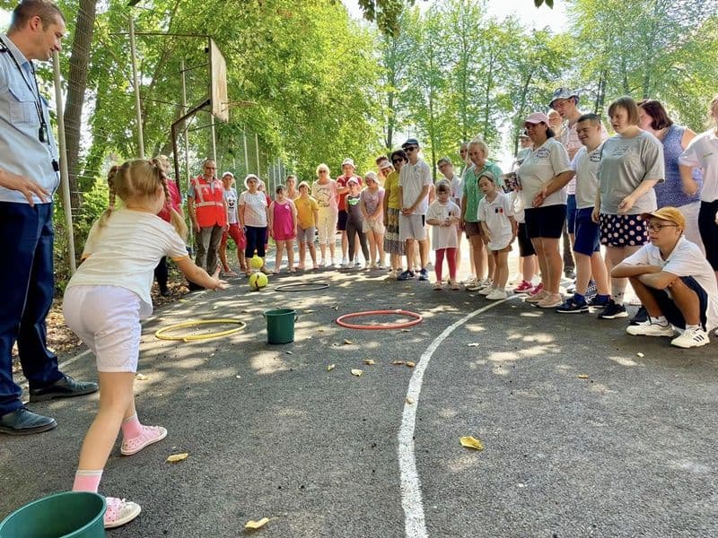 Pompieri botosaneni_activitate copii Down_009