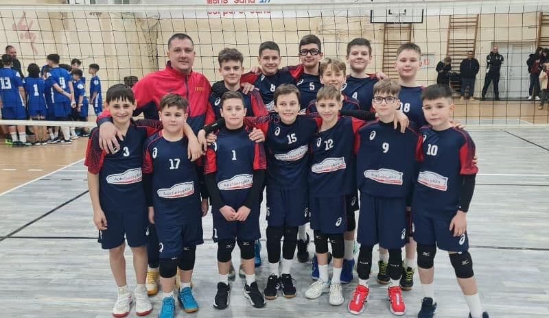 VOLEI B