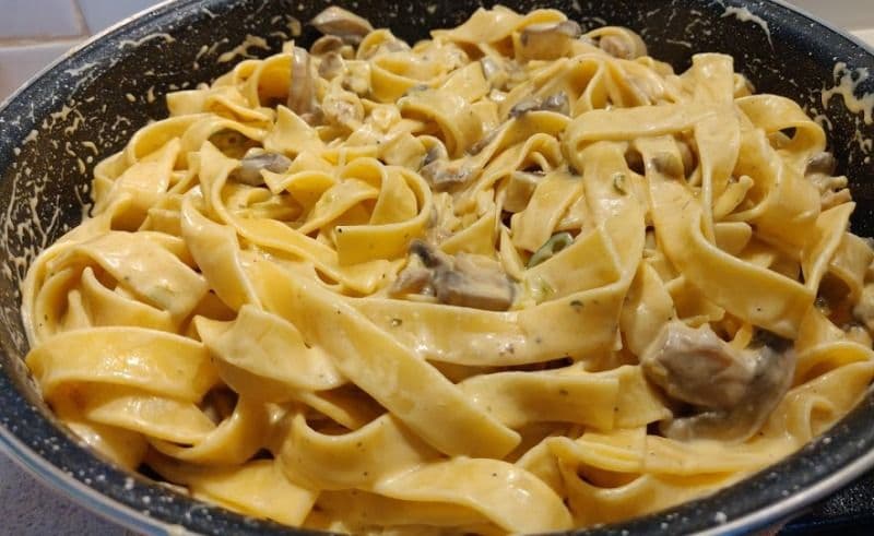 Papardelle picante cu ciuperci