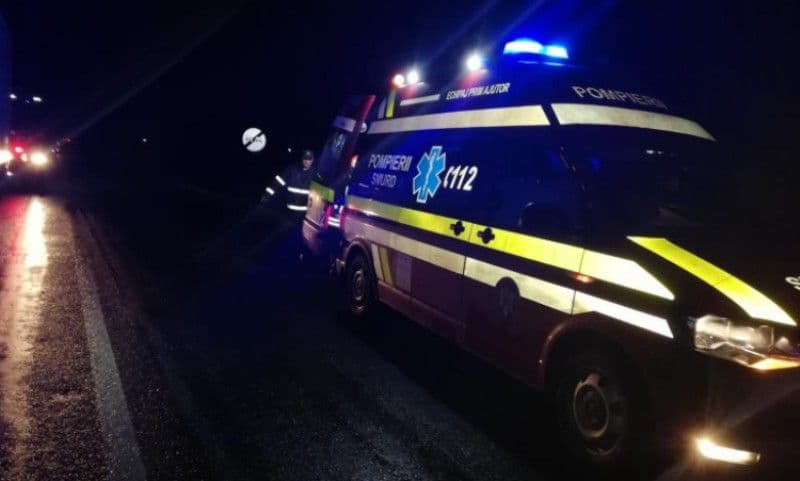 Accident grav la Racovăț! Un mort și un rănit în urma impactului dintre o mașină și un motocultor!
