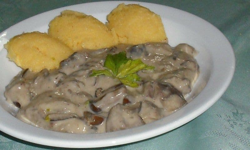 Ciulama de ciuperci