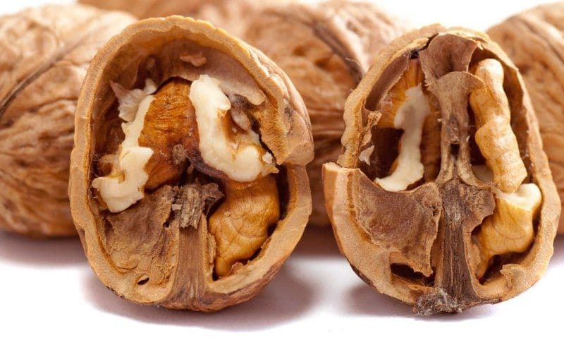 Beneficiile consumului de nuci