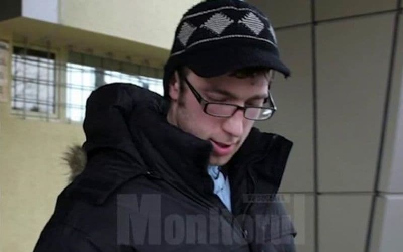 Un bărbat din Dorohoi s-a dat drept medic, preot și procuror timp de 20 de ani „Escrocul cu 1.000 de fețe”