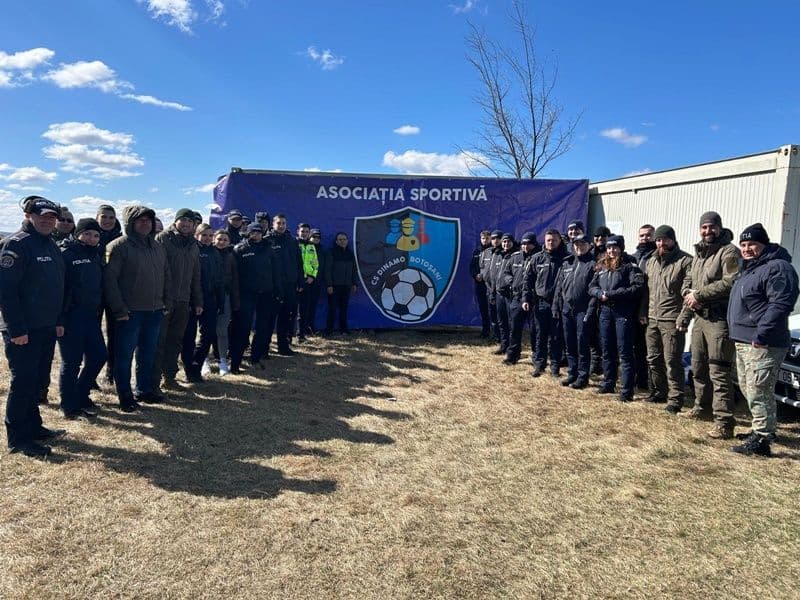 Polițiștii și-au demonstrat măiestria la concursul de tir organizat în contextul zilei Poliției Române