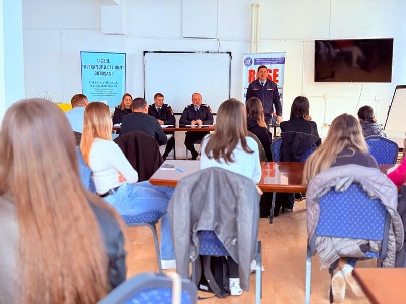 O nouă serie de voluntari ai programului national „Salvator din Pasiune” a început pregătirea - FOTO