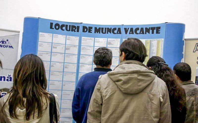 Locuri de muncă vacante și programe de formare pentru care se organizează înscrieri în săptămâna 31 martie - 6 aprilie la Botoșani