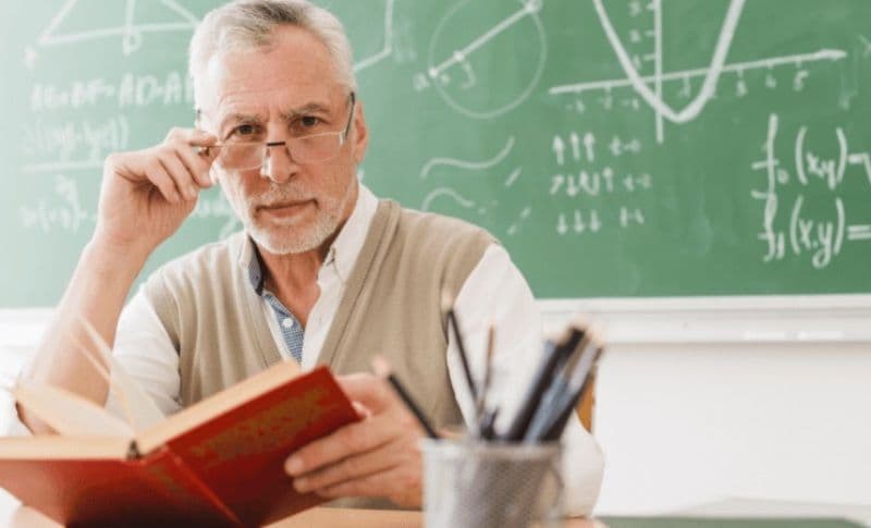 Schimbare majoră în Educație. Profesorilor le vor fi evaluate anual performanțele