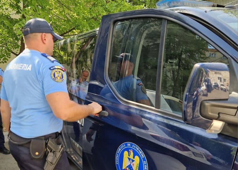 Un botoșănean căutat a fost depistat de jandarmi cu aplicația e-DAC