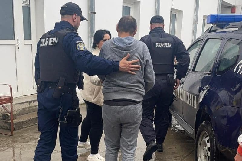 Bărbat plecat dintr-un centru de îngrijire, găsit de jandarmi dezorientat în Autogara Dorohoi