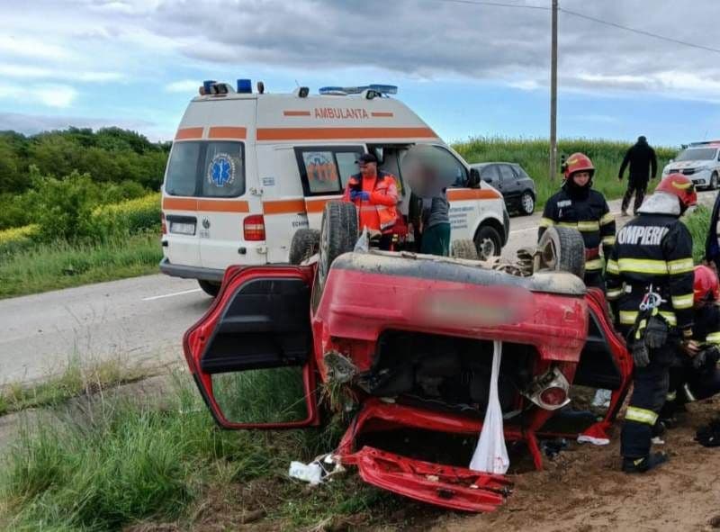 Trei tinere au ajuns la spital în urma unui accident produs pe un drum din Baranca
