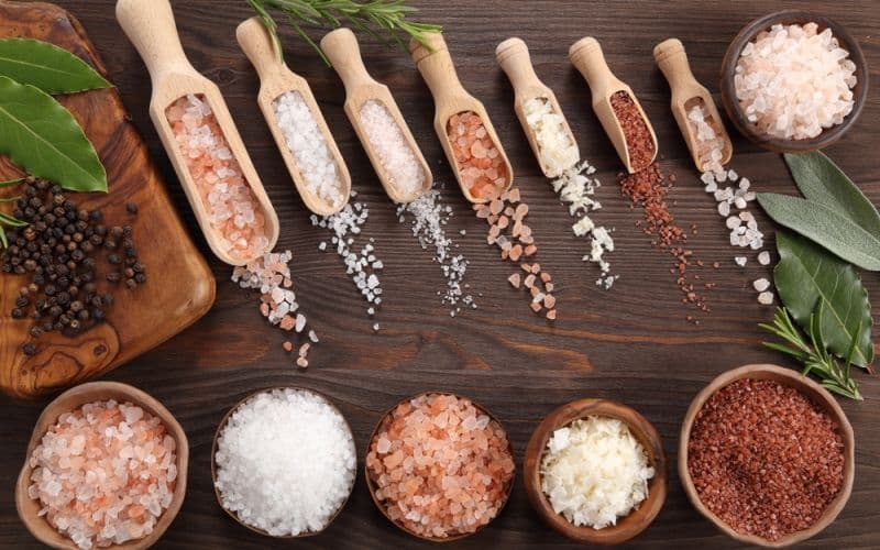 Câtă sare poți consuma pe zi? Descoperă cum să reduci aportul zilnic