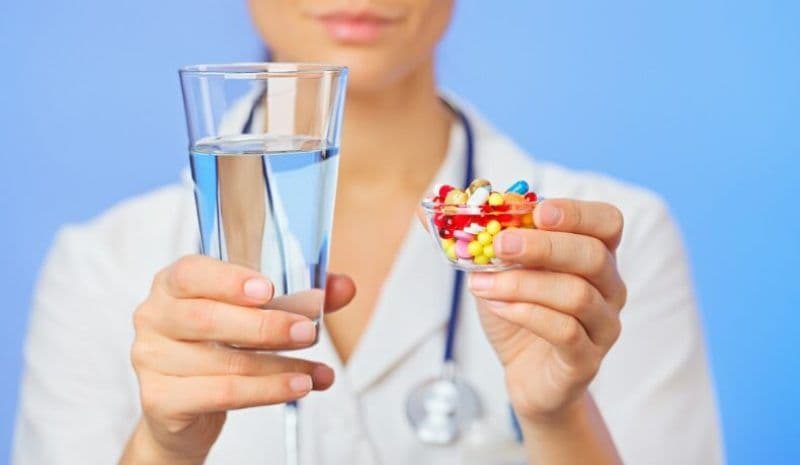 Ce trebuie să știm înainte să luăm medicamente