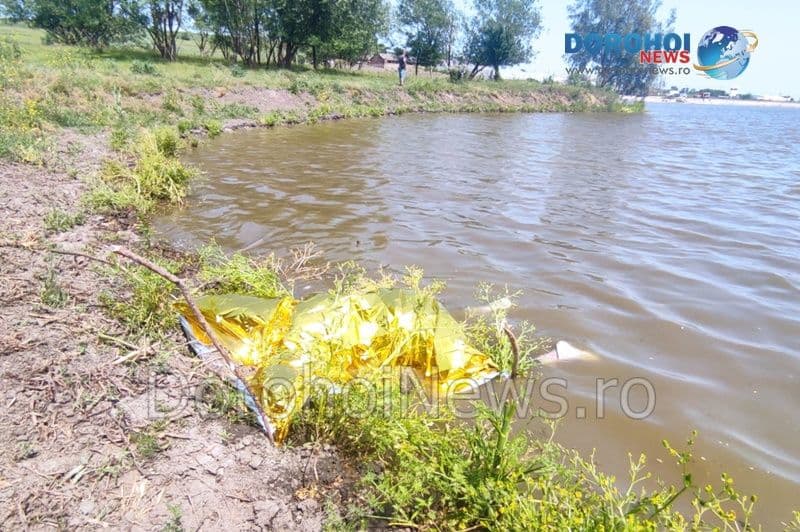 Descoperire șocantă la Dorohoi! O femeie a fost găsită înecată într-un iaz