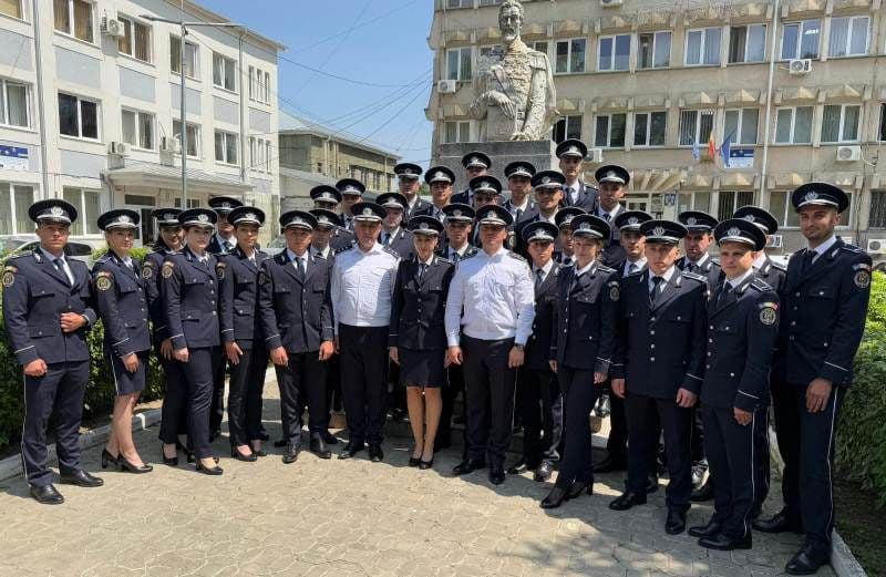 I.P.J. Botoșani îți mărește echipa. 30 de absolvenți ai școlilor de poliție își încep astăzi activitatea