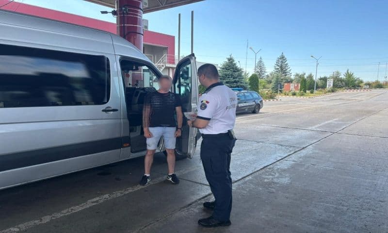 Urmărit internațional pentru omor, depistat de polițiștii de frontieră la Stânca