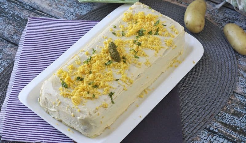 Salată de orez crocantă și picantă