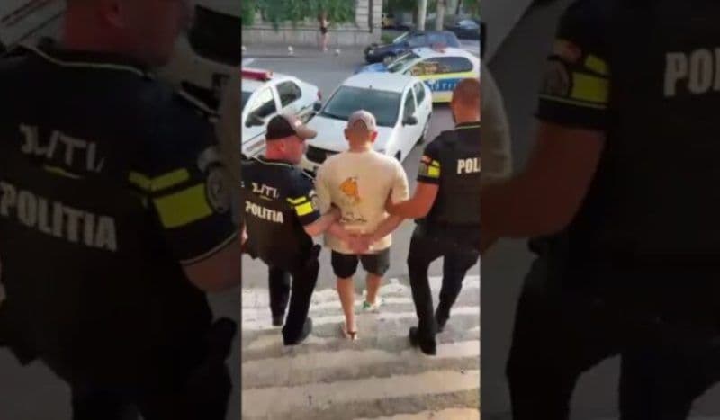 Tânăr din Broscăuți reținut după ce și-a agresat mama și a încălcat ordinul de protecție