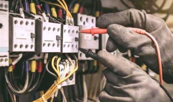 SC CONTED SA Dorohoi caută un Electrician Calificat și cu Experiență pentru a se alătura echipei noastre!