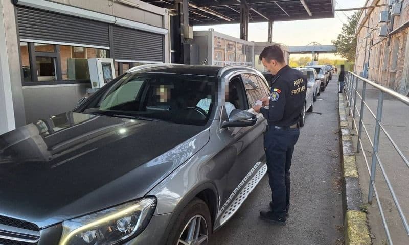 Permis de conducere „la ofertă”: 350 de euro și dosar penal la PTF Rădăuți Prut