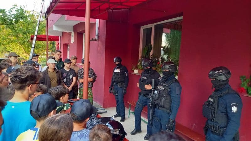 Încă o înviorare cu jandarmii la Tabăra Militară Airsoft Agafton – Botoșani