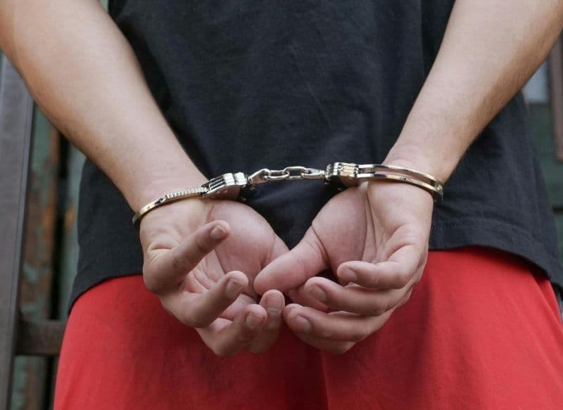 Bărbat reținut pentru încălcarea ordinului de protecție