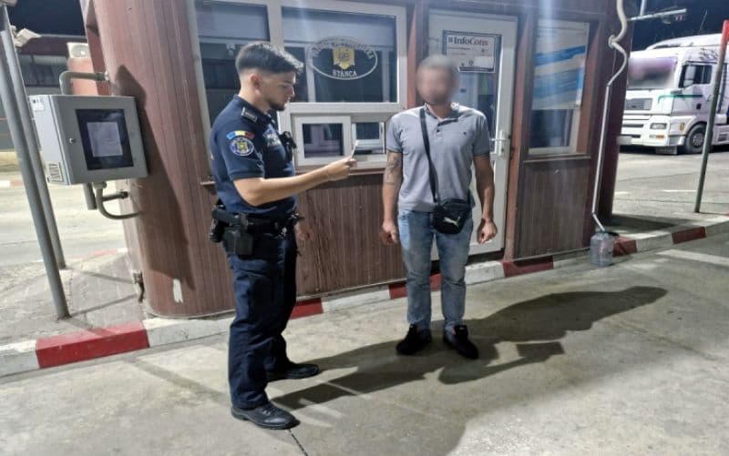 Permis de conducere fals descoperit la controlul de frontieră