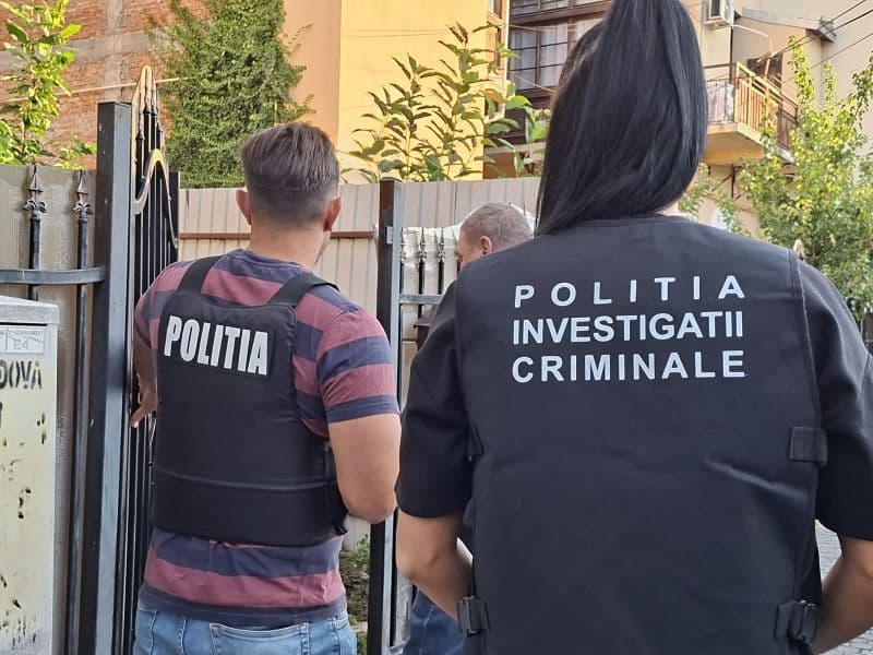 Controale ale polițiștilor botoșăneni în zona Pieței Centrale și a Centrului Vechi