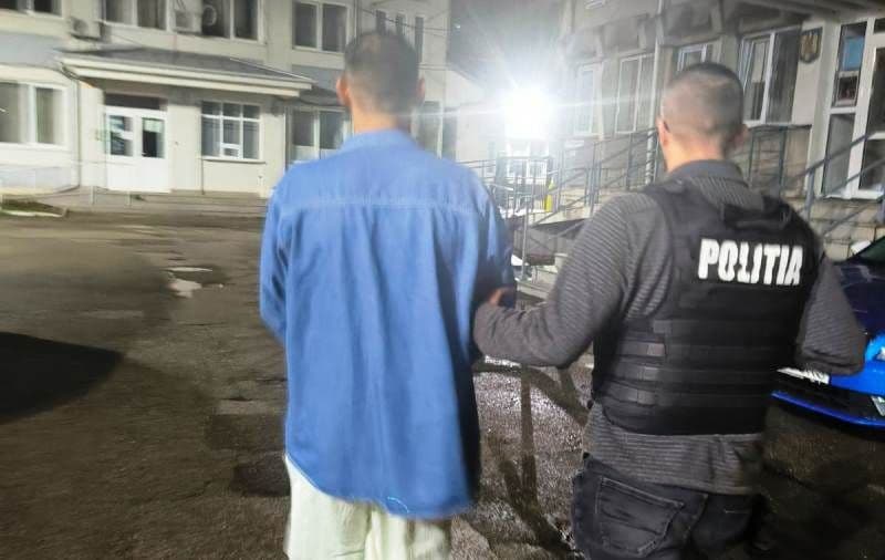 Tânăr reținut pentru furt. Prejudiciu de aproximativ 20.000 de euro recuperat de polițiști