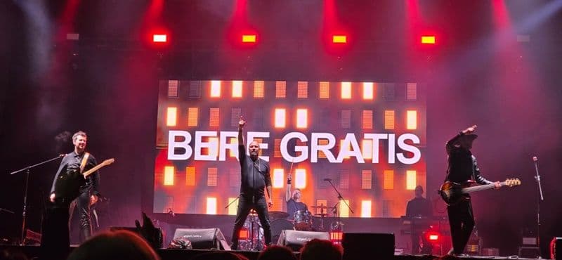 Pop-Rock & emoție sub lumina reflectoarelor – Bere Gratis cucerește scena de la Dorohoi