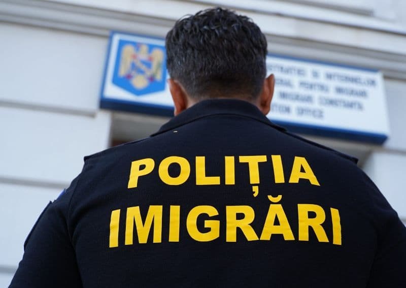 Polițiștii de imigrări verifică legalitatea muncii străinilor în Botoșani