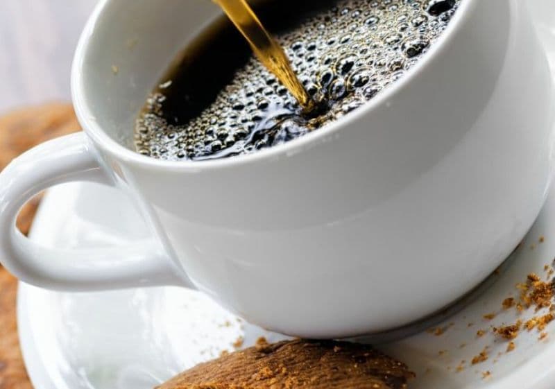 Îți poți crește energia natural, fără cafea