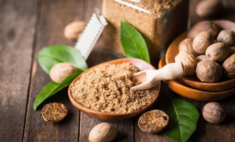 Nucșoara: un condiment cu proprietăți benefice pentru sănătate