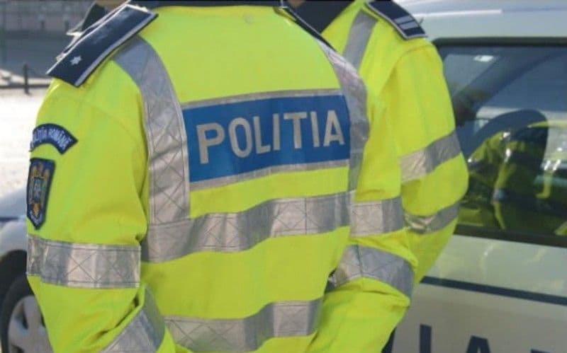 Doi șoferi au rămas fără permis de conducere după ce au pus în pericol siguranța altor participanți la trafic