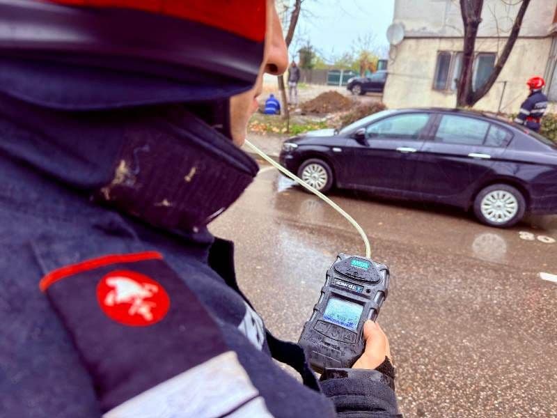 ISU Botoșani – Sesizare privind un miros de gaz pe strada Împărat Traian din municipiul Botoșani