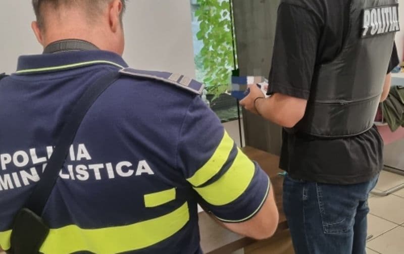 Percheziții efectuate de polițiștii de investigare a criminalității economice la Botoșani și comunele Șendriceni și Mihai Eminescu