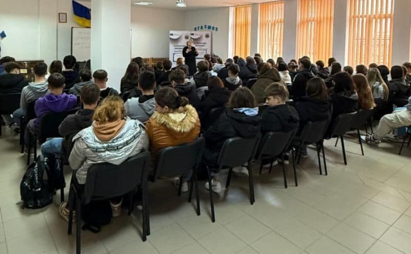 Promovarea respectului și a egalității de șanse la Liceul „Regina Maria” Dorohoi