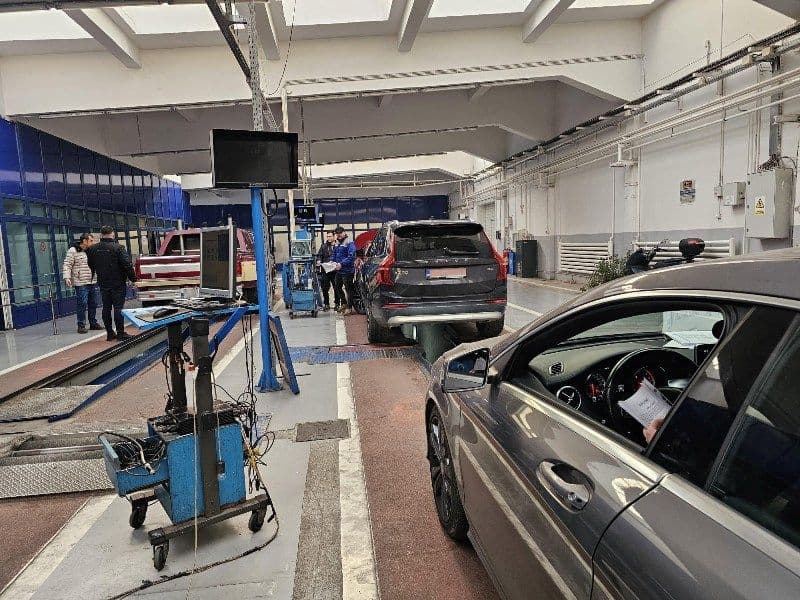 ATENȚIE! Mașinile utilizate pot fi vândute doar după ce au primit Cartea de Identitate a Vehiculului, eliberată de Registrul Auto Român