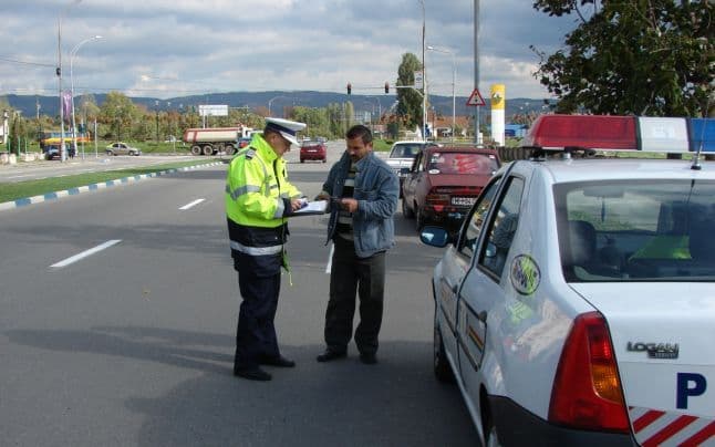 Depistat de polițiști la volanul unui autoturism neînmatriculat 