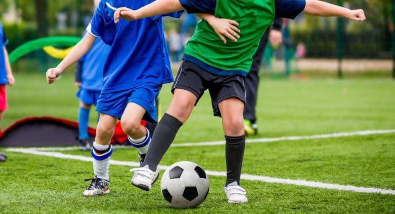 Primăria Dorohoi: Dezbatere publică privind accesul gratuit în spaţiile şi terenurile de sport exterioare ale unităţilor de învăţământ