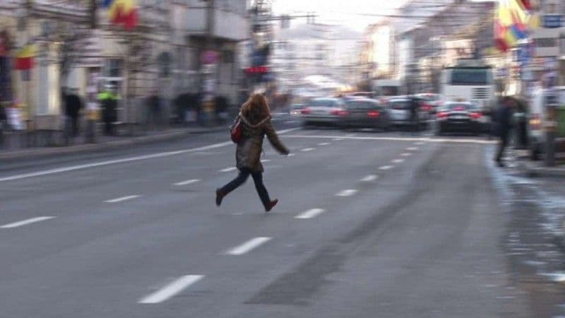 Amenzi de 8000 lei aplicate într-o acțiune a polițiștilor rutieri pentru siguranța pietonilor