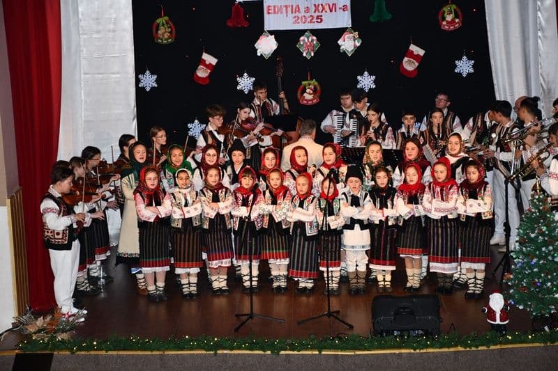 Carnavalul Zăpezii 2025 – tradiție, talent și magie pe scena dorohoiană
