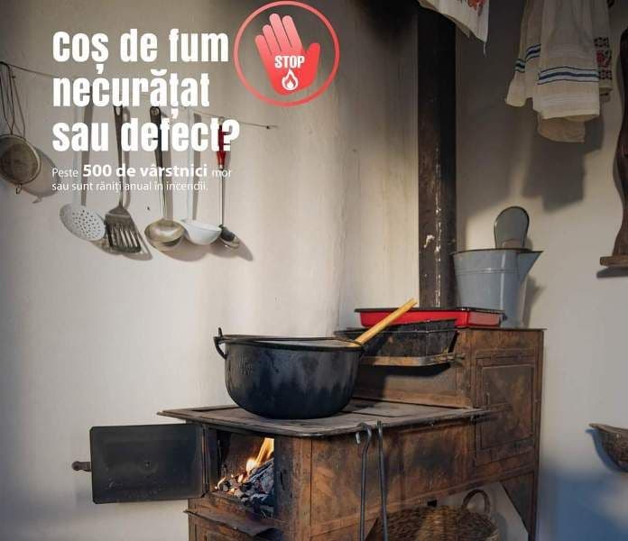 Casele a două familii din localitățile Ibănești și Poiana în pericol