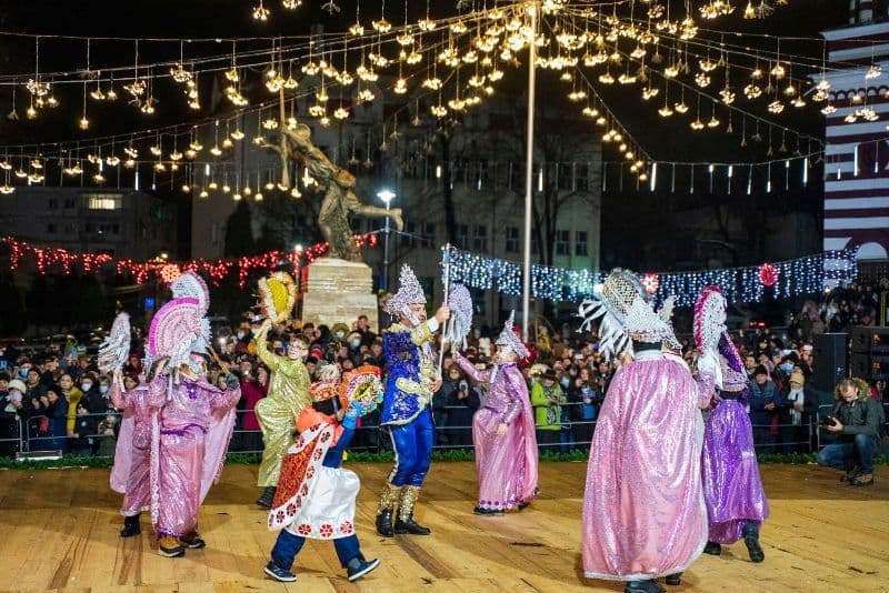 Festivalul Datinilor și Obiceiurilor de Iarnă – Dorohoi, 2025. Vezi programul evenimentului!