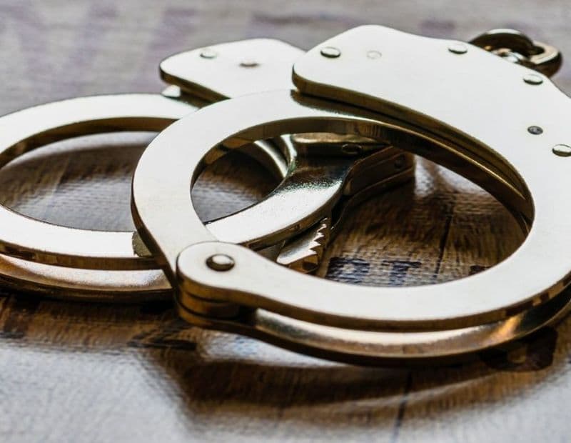 Femeie din Săveni reținută de polițiști pentru tentativă la furt calificat