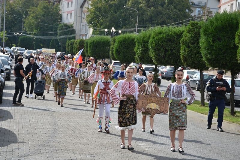 Parada Festivalul Mugurelul_005