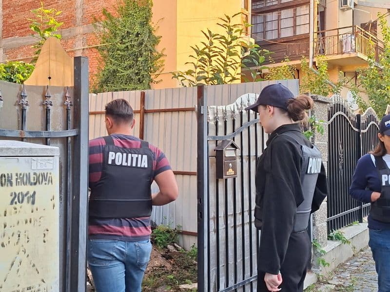 pol (2)