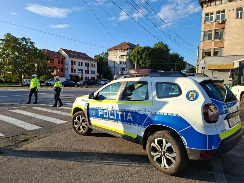 pol (7)