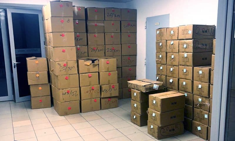 Contrabandă cu ambalaje de lux6